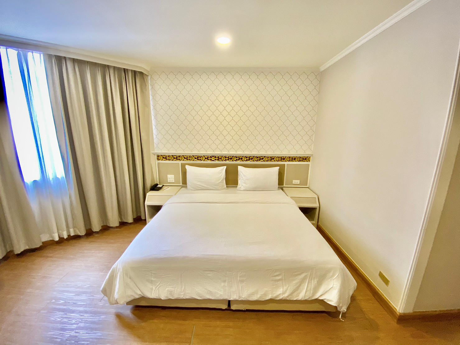 Room Image 3