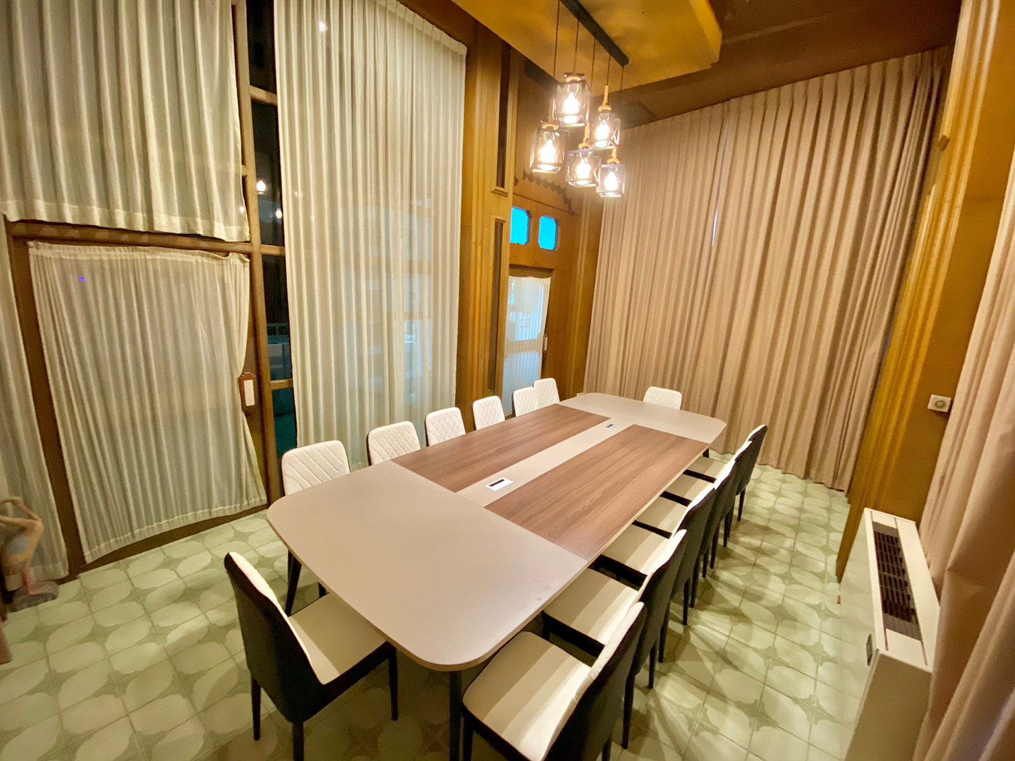 Room Image 2