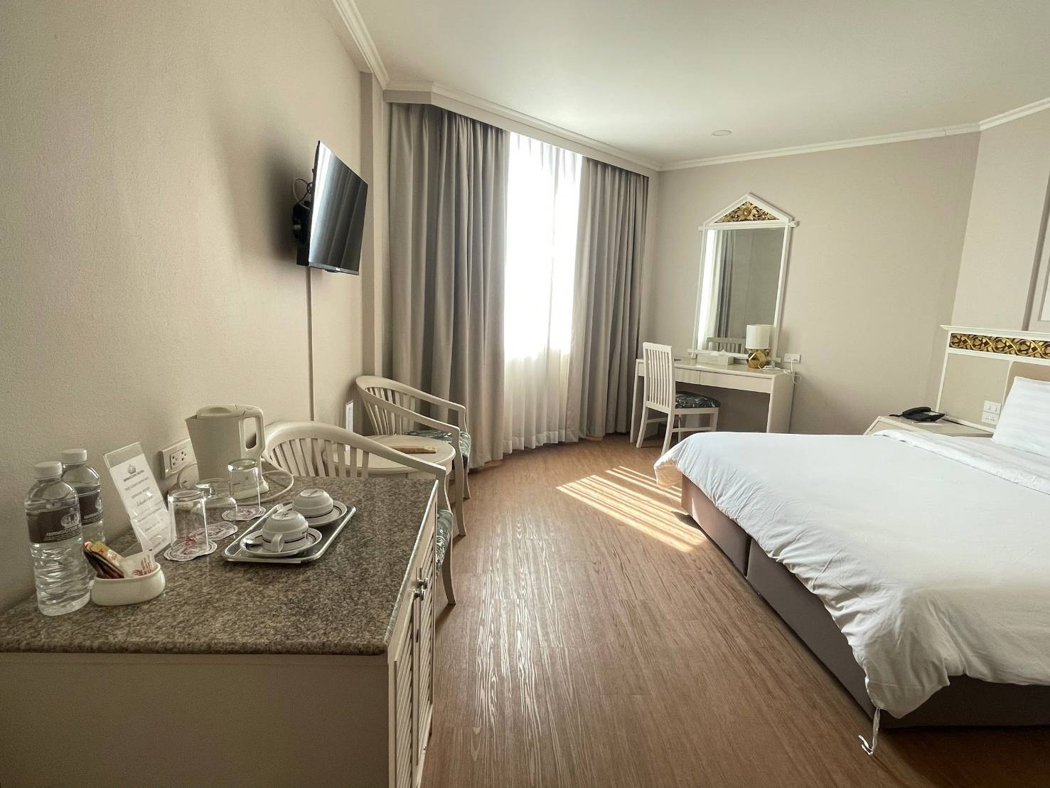 Room Image 2