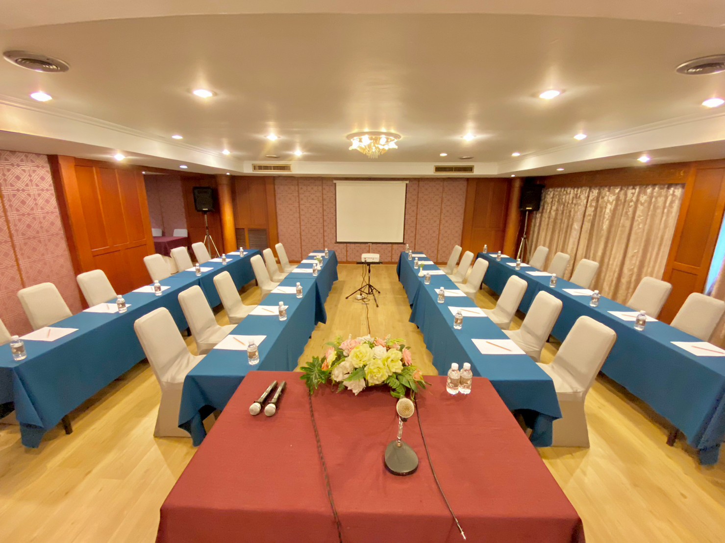 Room Image 3